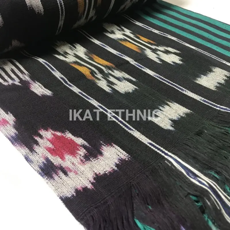 Kain Tenun Motif Kalimantan